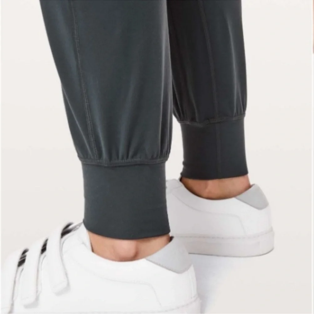 Lululemon Align Jogger Gray 28" Size 4 - Picture 7 of 14